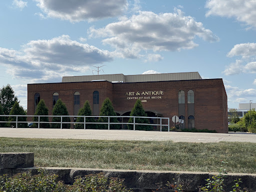 Art & Antique Centre of Oak Brook