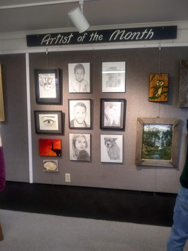 Crescent Harbor Art Gallery