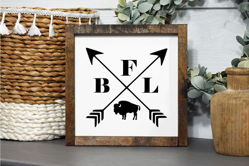 Hammer & Stain Buffalo DIY Creative Art Studio