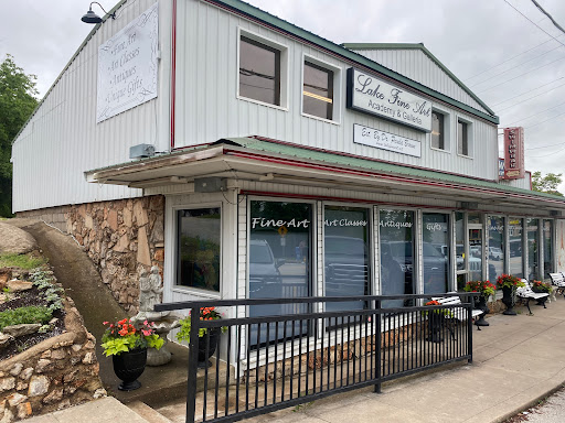 Lake Fine Art Academy & Galleria