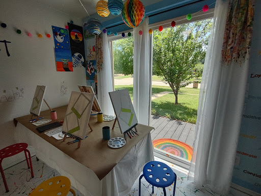 creARTivity Art Studio for Kids